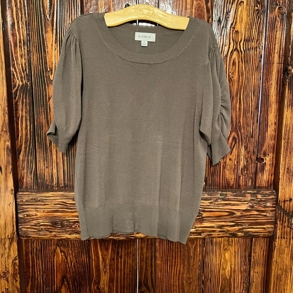 Evereve Taupe Knit Top
